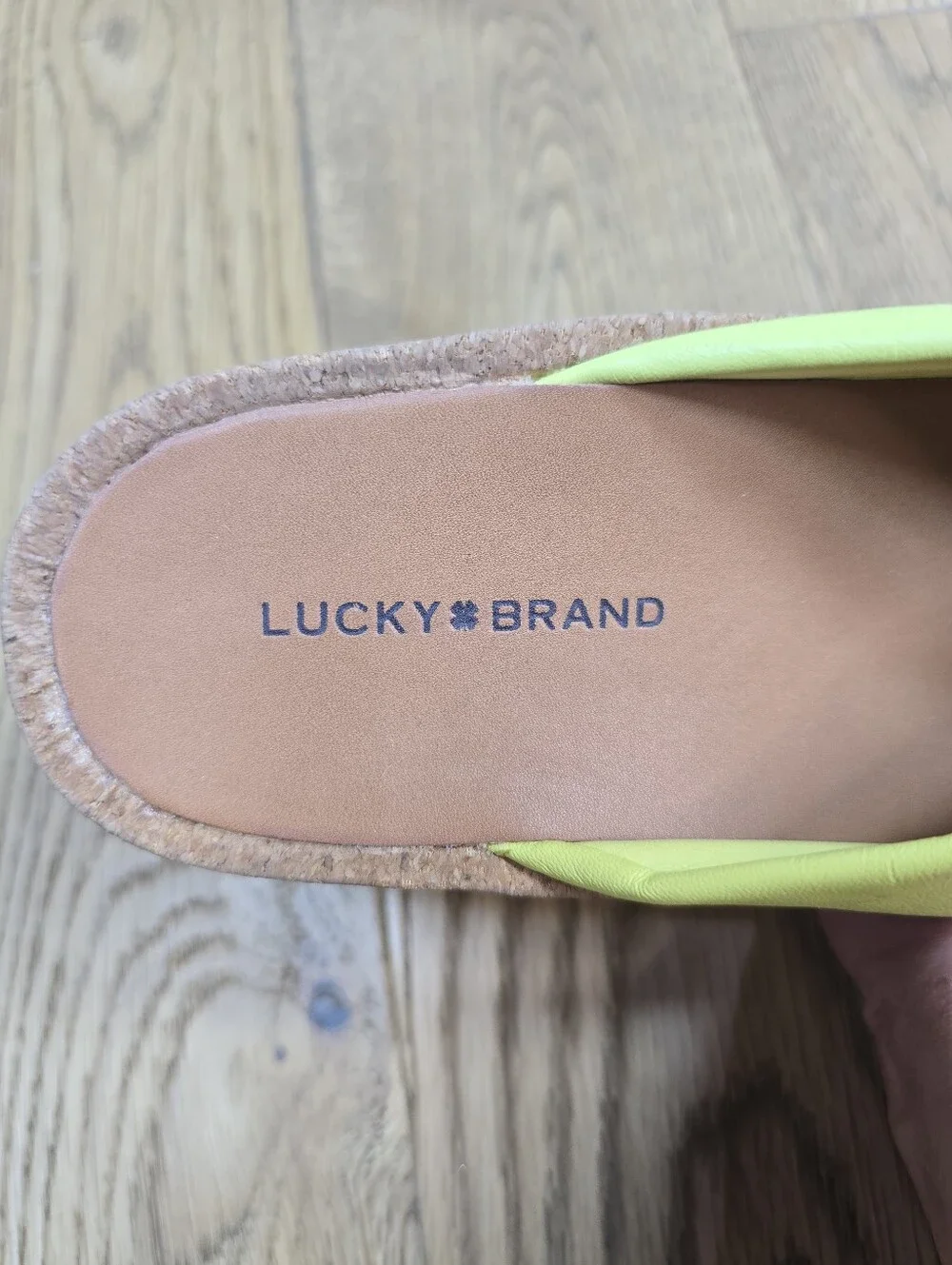 Lucky Brand Neon Yellow Platform Thong Sandals Size 6